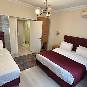 Golden Tulip Estambul