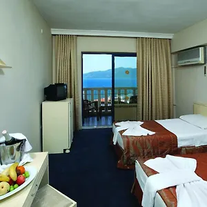 orka-club-nergis-beach-hotel.aegeanhotels.net/